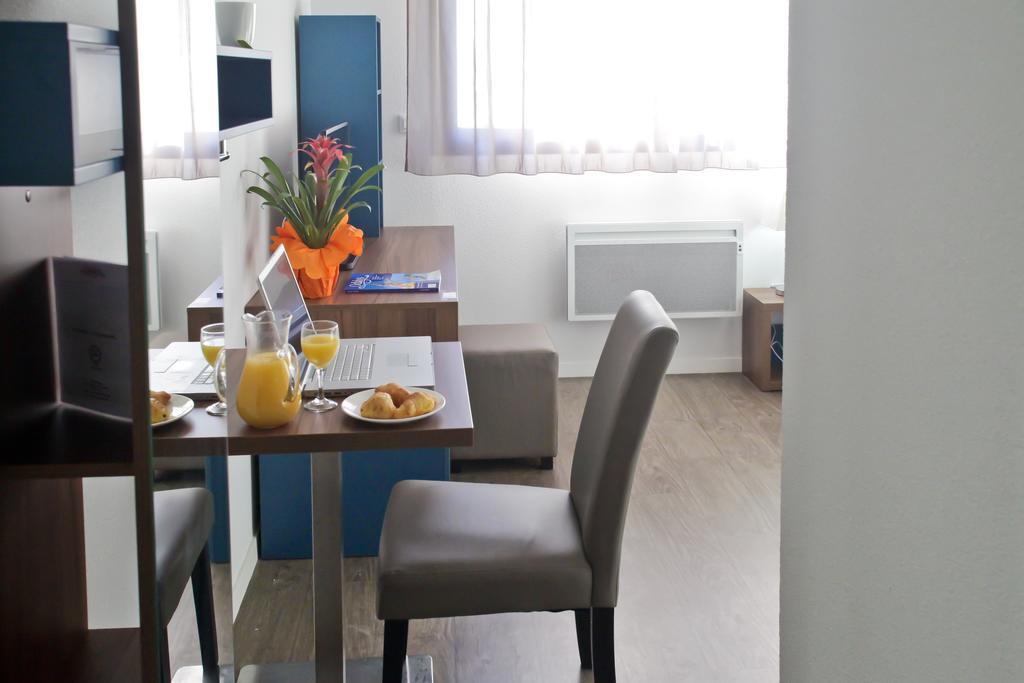 Appart Hotel Odalys City Tours Le Jardin Des Lettres Buitenkant foto