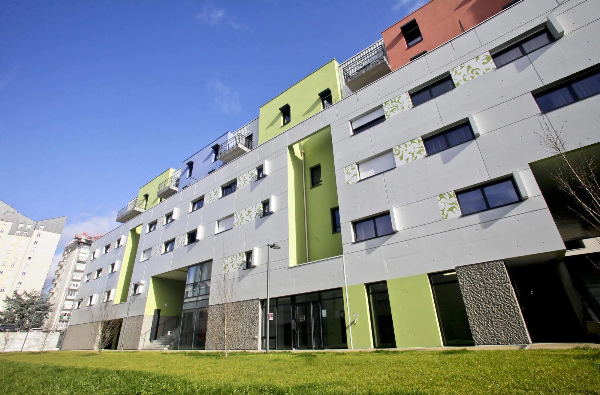 Appart Hotel Odalys City Tours Le Jardin Des Lettres Buitenkant foto